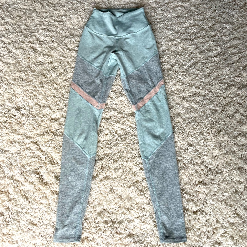 Alo yoga leggings sea green